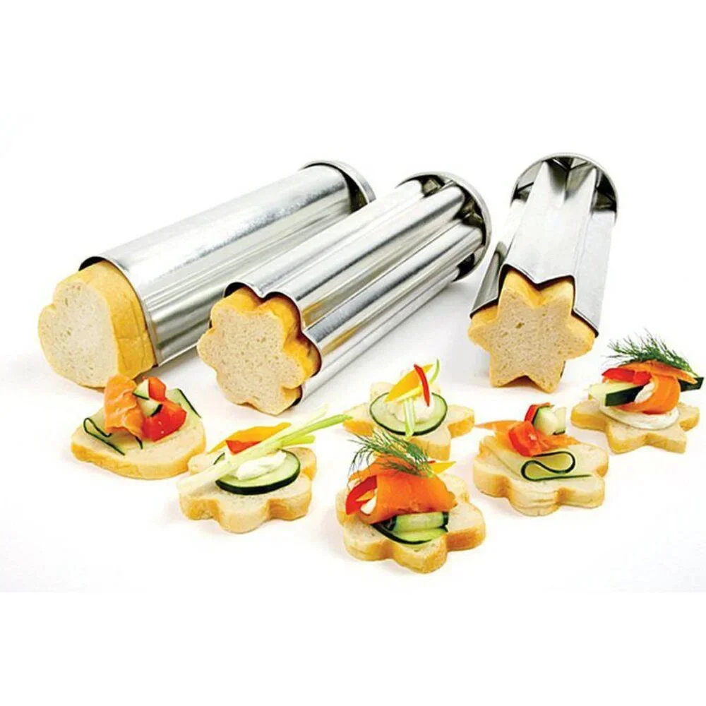 The Pampered Chef Valtrompia Decorative Bread Baking Tube in Flower #1550